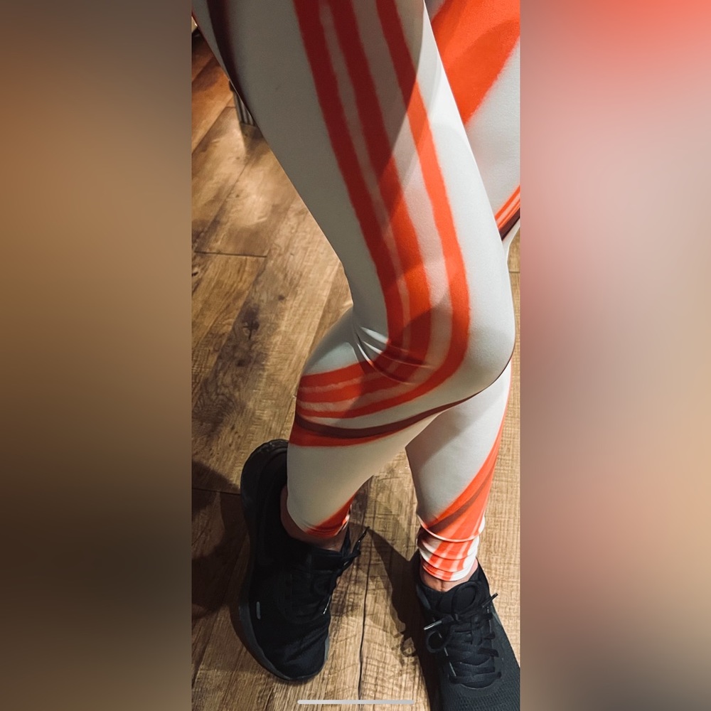 Fierce Pulse Yoga Pants, like new condition - Butter soft / light weight feel!